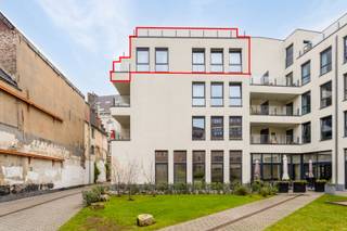 Dit appartement is gelegen in de residentie "Collegehof" aan de Sint-Michielskerk in het centrum van Gent.Exclusief wonen en ondersteuning van...