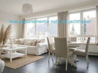 <span><p><span>volledig gerenoveerd, instapklaar appartement op de 2e verdieping, vlakbij de Nieuwe Kaai gelegen (winkels, jachthaven, wandel- en fietswegen...) - 2 slaapkamers - keuken met aansluitend balkon - veel lichtinval - achteraan vrij uitzicht - overal tegelvloeren - in gebouw met slechts 3 appartementen - geen gemeenschappelijke kosten - er liggen zonnepanelen op het dak van het gebouw - EPC 270 Kwh/m²/jaar - de laatste foto is één van de Nieuwe Kaai, het pand heeft geen rechtstreeks zicht hierop, dit is enkel ten titel van inlichting</span></p></span>