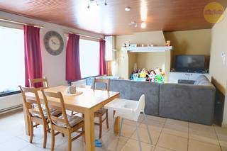 Deze gezinswoning met drie slaapkamers heeft een centrale ligging.Het centrum van Meerhout met lagere school, openbaar vervoer, winkels en horeca...