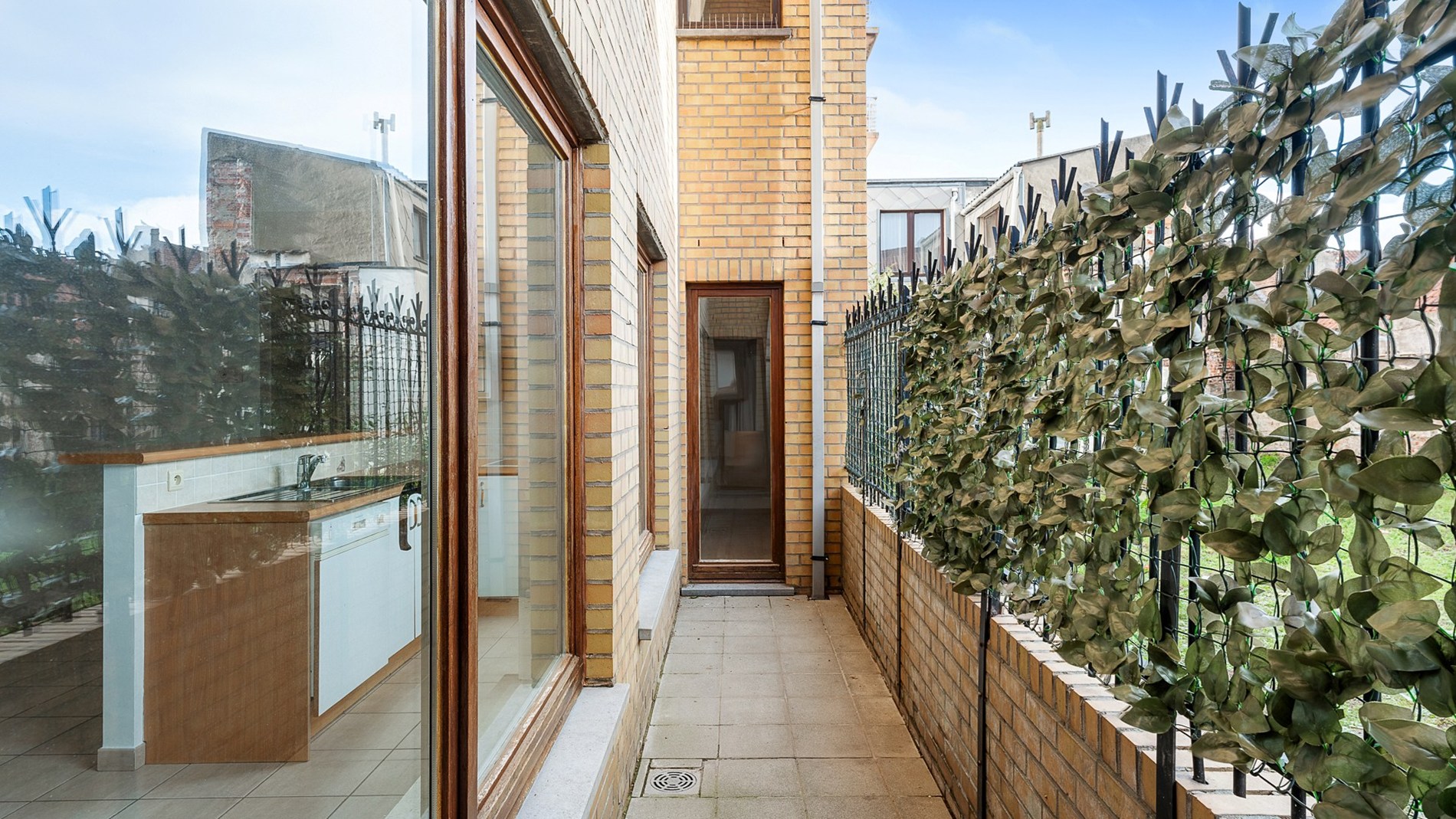 Mooi gelijkvloers appartement vlakbij het strand - foto 5