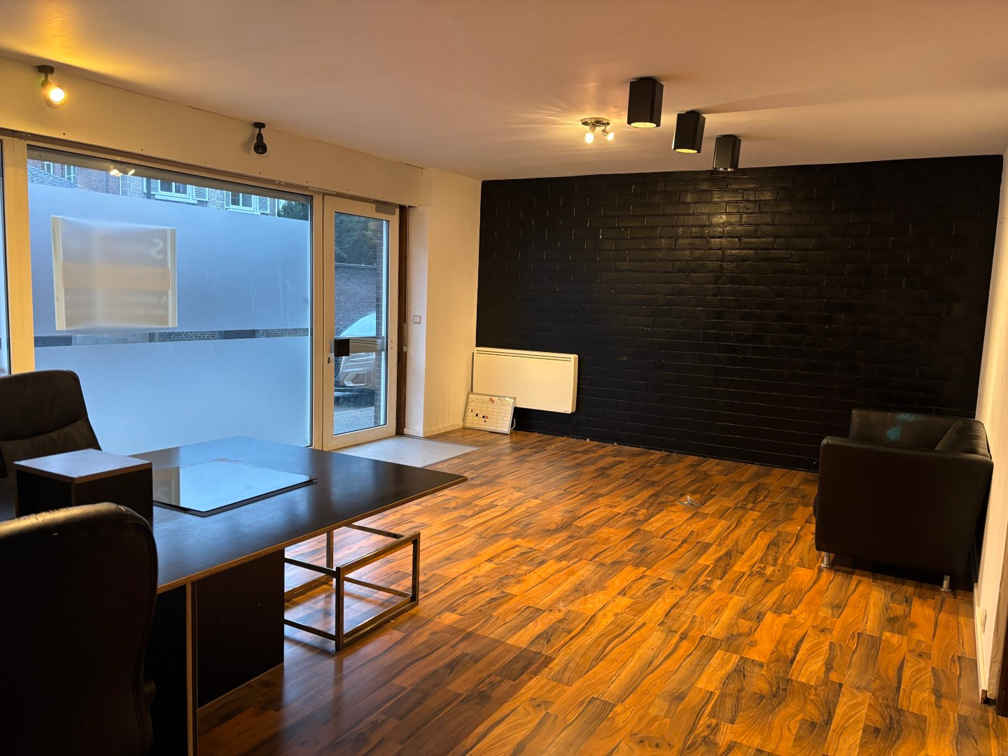 Kantoor/handelsruimte met opslagplaats - foto 2