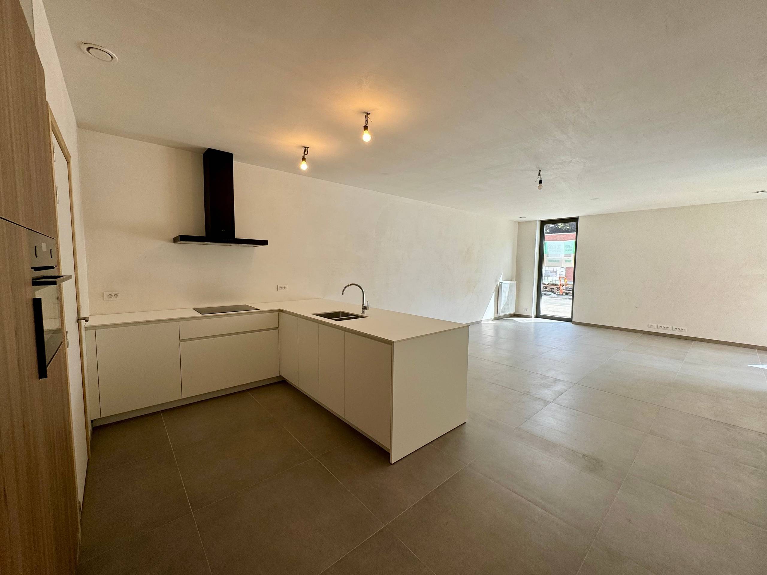 Apartment for sale in Zedelgem with 2 bedrooms - photo 2