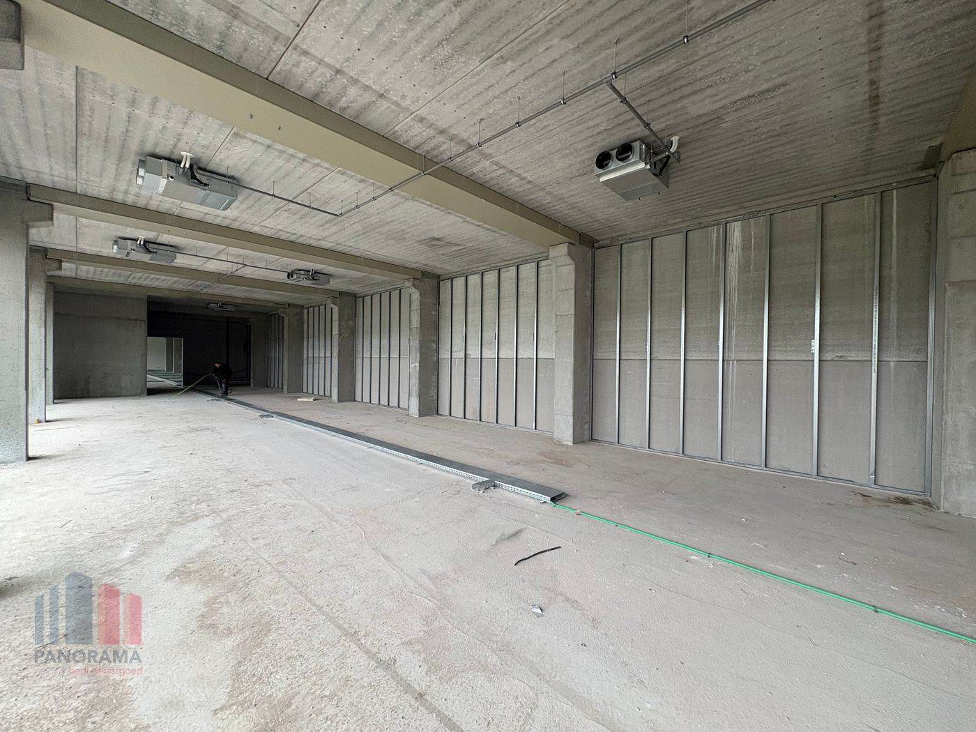 Uitstekend gelegen kantoorruimte van 478 m² met visibiliteit op E17 - foto 5