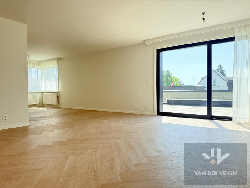 Ruim 3 slaapkamer appartement! - foto 4