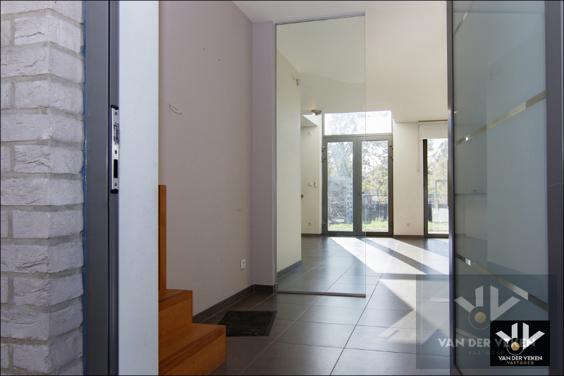 Moderne Gezinswoning aan de rand van de natuur - foto 4