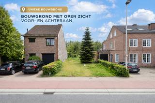<p><span>Op zoek naar de ideale locatie om uw droomwoning te realiseren? Deze gunstig gelegen bouwgrond in de Steenwinkelstraat biedt een uitstekende opportuniteit voor wie wil genieten van een prachtig groen uitzicht maar ook een vlotte verbinding heeft naar Antwerpen, Brussel en Mechelen.</span></p>
<p><span>De bouwgrond met zuidgerichte tuin bevindt zich in een aangename, groene omgeving, dichtbij winkels, scholen, openbaar vervoer en belangrijke invalswegen. Dankzij de centrale ligging combineert deze bouwgrond het comfort van een groene woonomgeving met een uitstekende bereikbaarheid.<br /><br /><strong>UNIEKE MEERWAARDE: Blijvend open uitzicht op weiland</strong><br />Recht tegenover de bouwgrond ligt een weiland dat niet betrokken is bij het geadverteerde nieuwbouwproject. Je geniet hier dus ook in de toekomst van een mooi, open uitzicht.<br /><br /><strong>BOUWVOORSCHRIFTEN</strong><br />- Voorgevel: 6m<br />- Diepte: 17m<br />- Linker gevel bouwen tegen woning<br />- Rechter gevel tot minstens 3m van perceelgrens<br />- Bouwvrije voortuinstrook 6m<br /><br /></span><strong>POSITIEVE ASPECTEN<br /></strong>- Gelegen in een rustige straat met residentieel karakter<br />- Goede verbinding naar A12 en E19<br />- Nabij winkels, scholen en openbaar vervoer<br />- Ideaal voor de realisatie van een gezinswoning<br />- Interessante investering op een gegeerde locatie<br />- Geen inkijk van buren<br /><br />Deze bouwgrond biedt tal van mogelijkheden voor wie op zoek is naar een nieuwe thuis op maat.<strong><br /></strong></p>