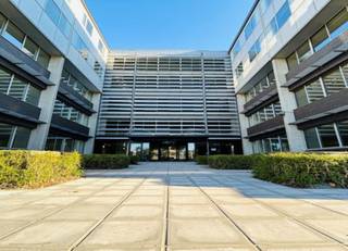 Het Axxes Business Park (ABP) is een cluster van 28.000 m² verdeeld over 7 kantoorgebouwen en een business center (ABC) met aanvullende diensten...