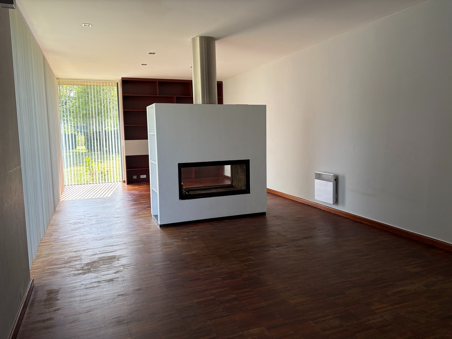 Prachtige, moderne villa gelegen op een groot perceel met prachtig uitzicht en stuk landbouwgrond - foto 4