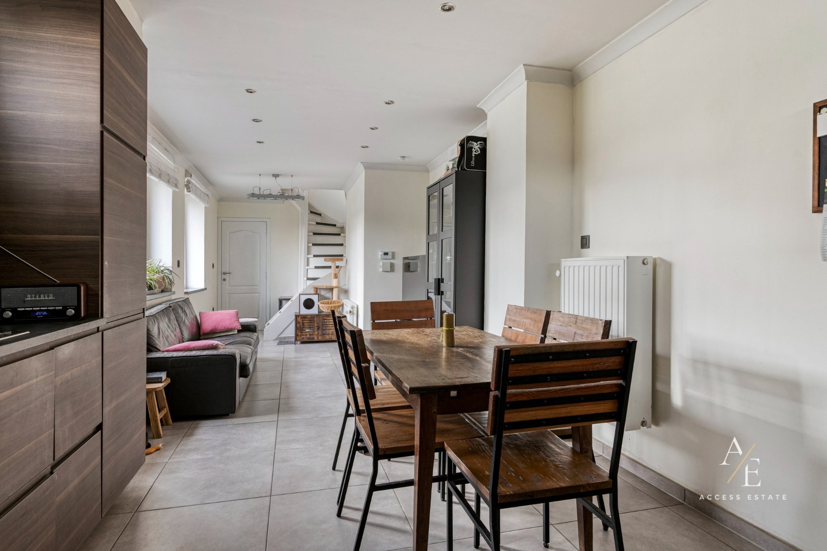 Instapklare, gerenoveerde woning met tuin, carport en zonnepanelen – Herzele - foto 5