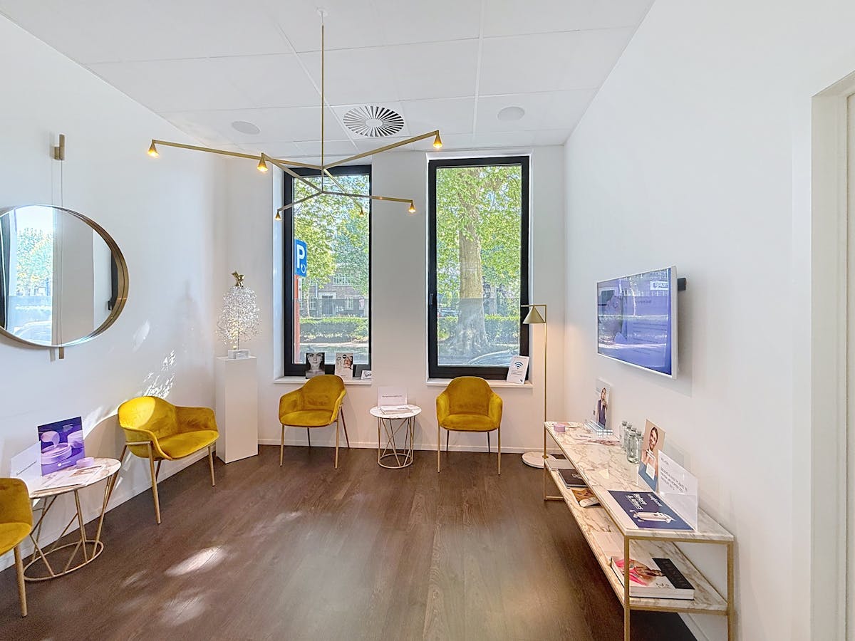 Office or practice space (300 m²) for rent in the heart of Ghent - photo 3