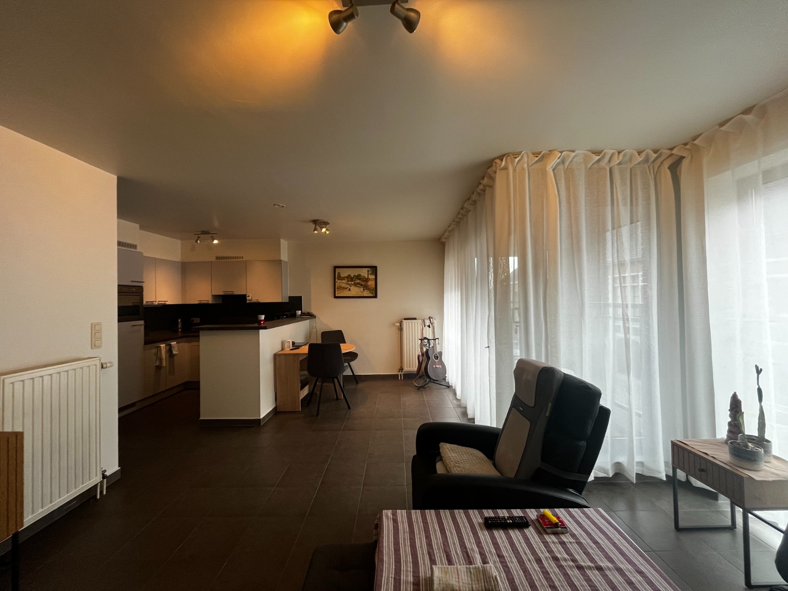 Ruim instapklaar appartement in hartje Kruishoutem - foto 5