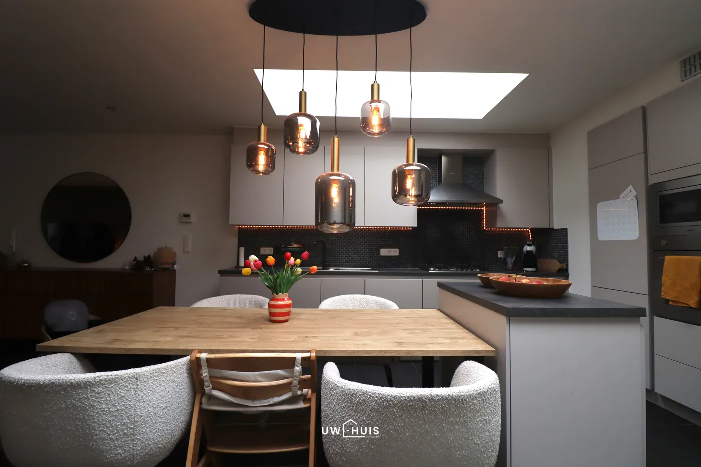 Instapklare gezinswoning met drie slaapkamers én gezellige tuin, in het centrum van Temse - foto 4