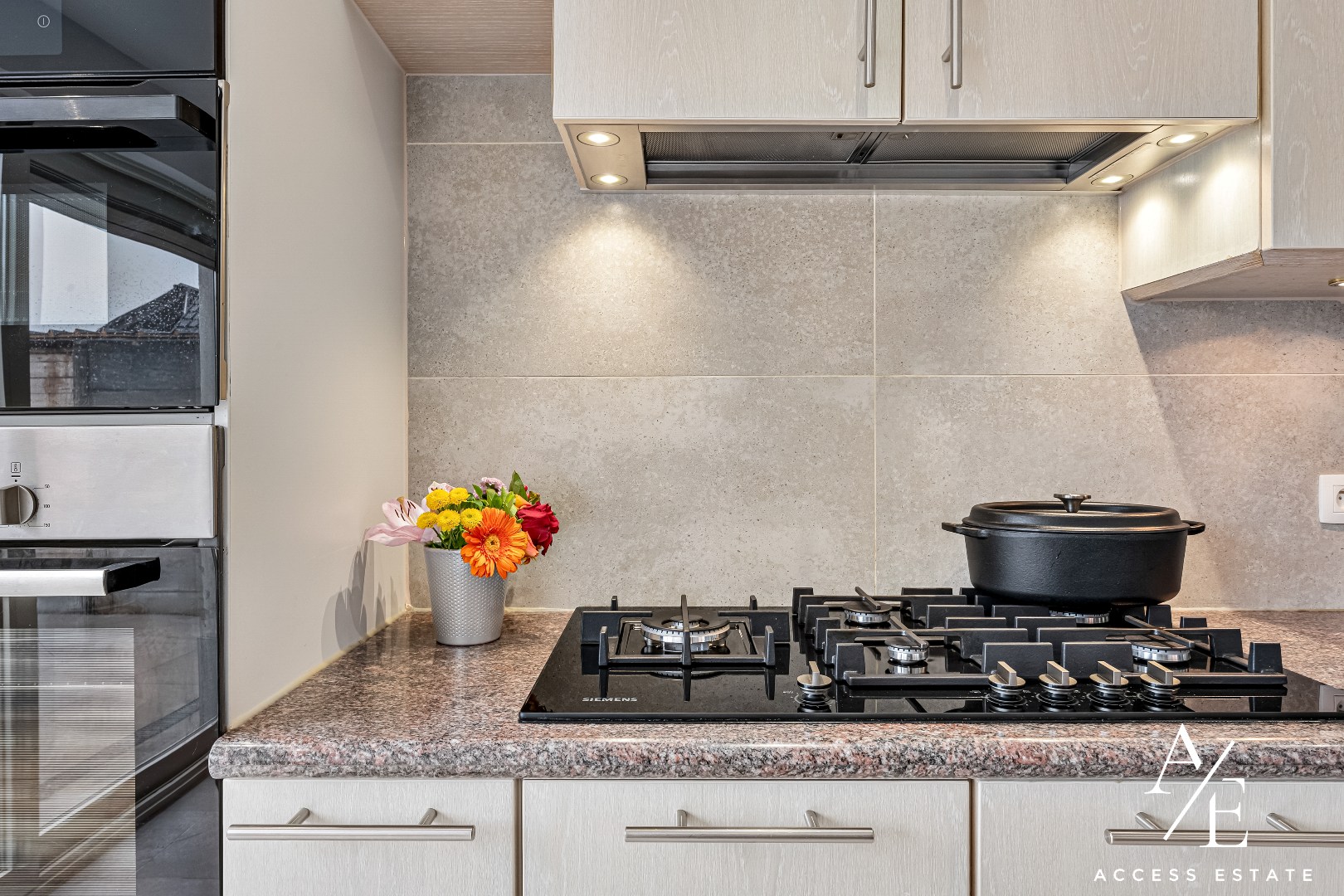 WICHELEN - Ruime vernieuwde woning met 4 slpk, 2 badk! - foto 5