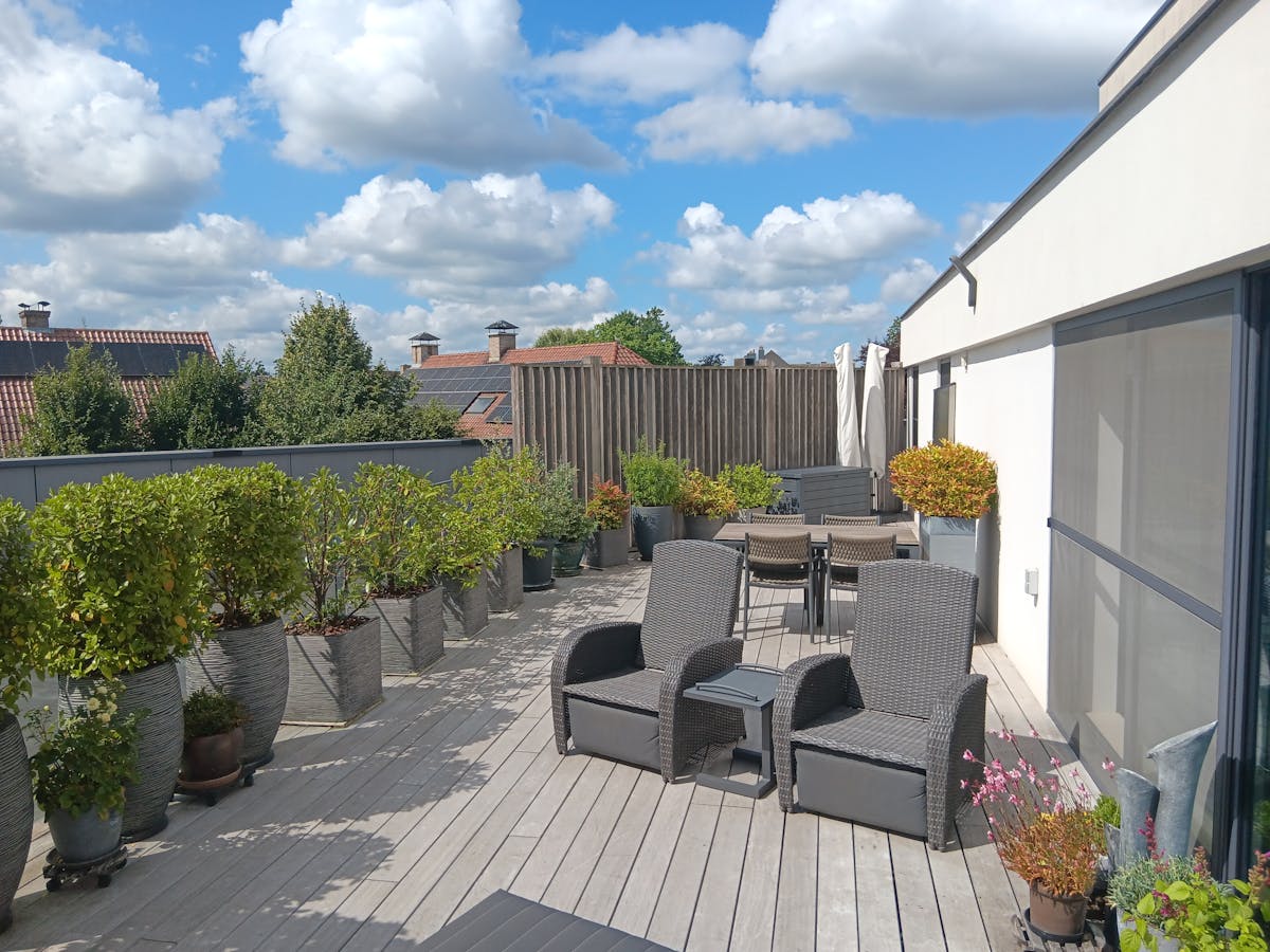 Appartement met 3 slaapkamers, garage en autostaanplaats te koop in Waarschoot - foto 2