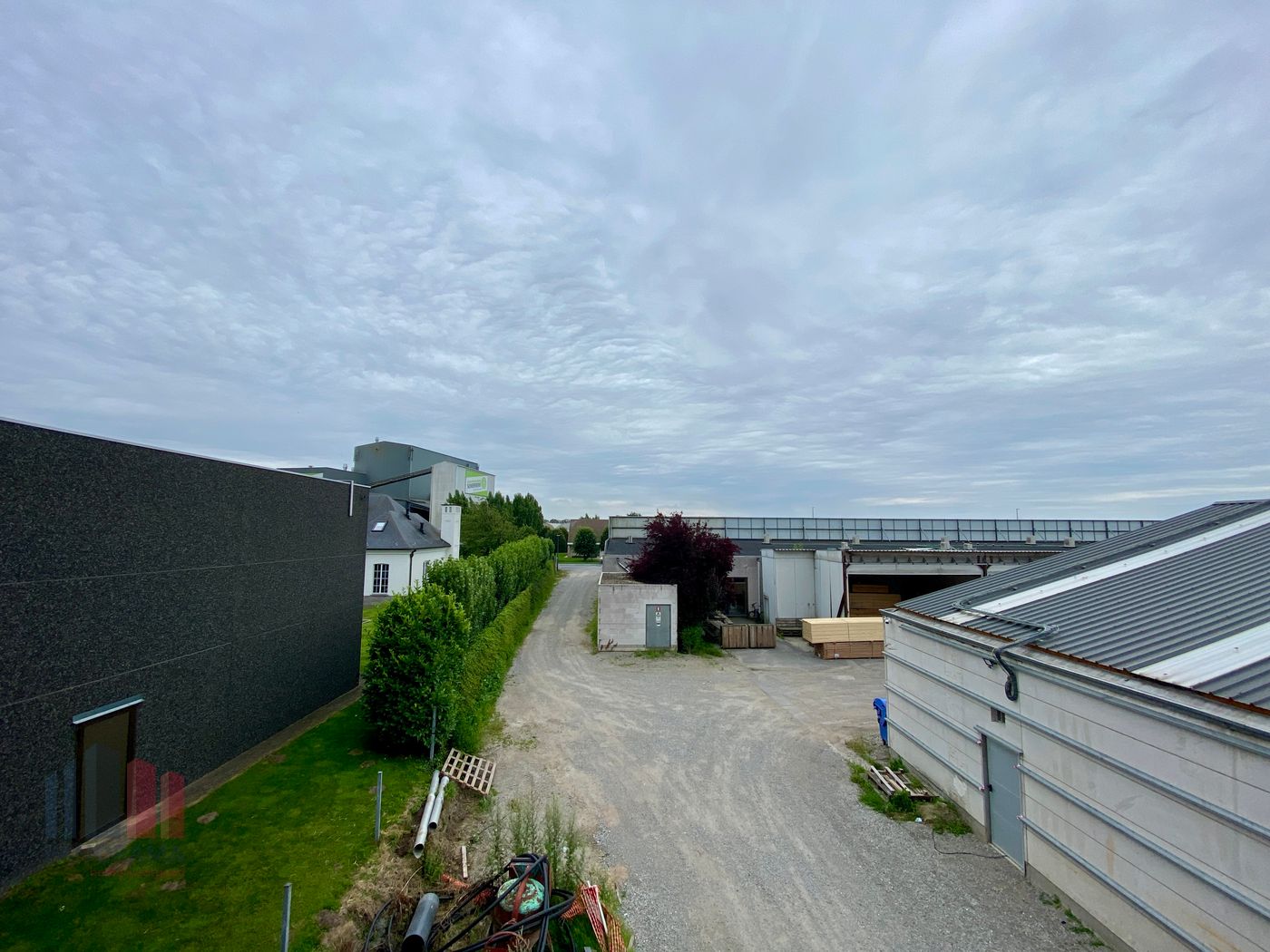 570 m² kantoorruimtes langs bedrijvige Beernemsteenweg - foto 5