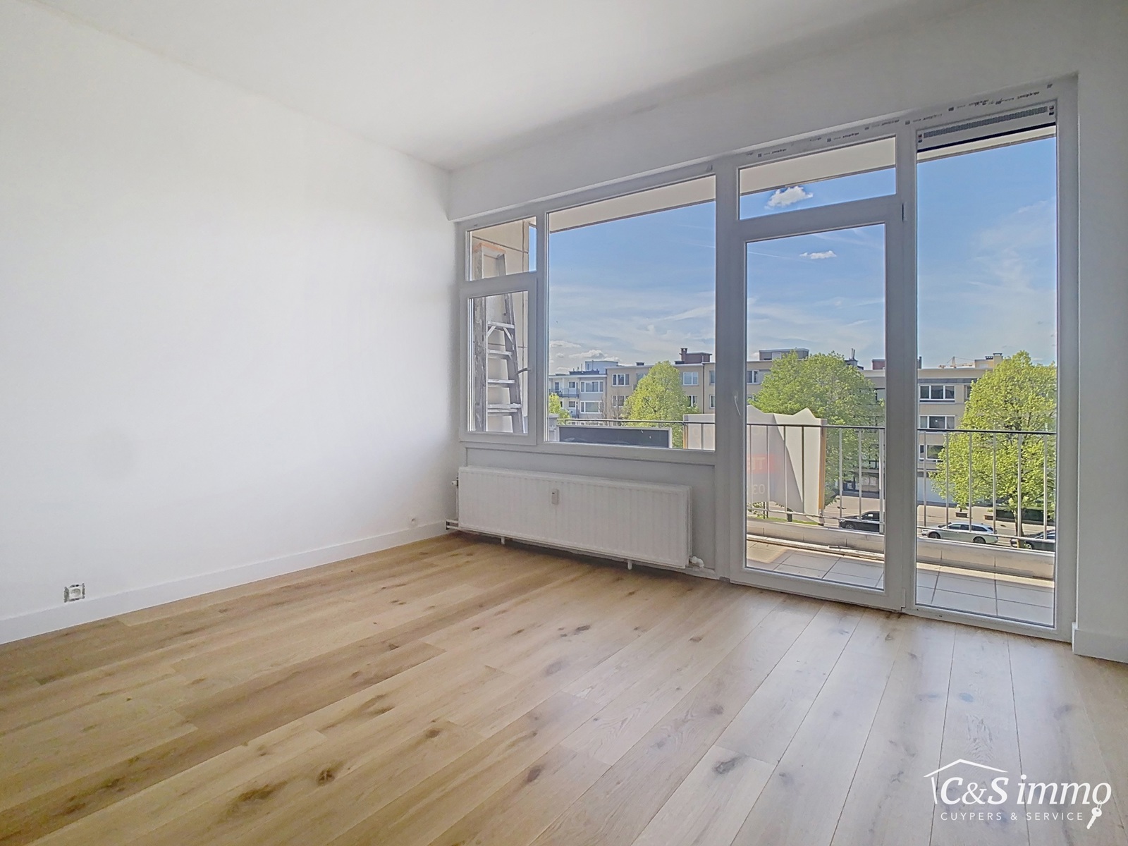 Gerenoveerd appartement met 2 slaapkamers en terras - foto 5