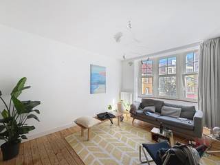 SAINT-GILLES: Dicht bij de barrière van Saint-Gilles en het Parc de Forest, evenals alle voorzieningen, appartement met 1 slaapkamer van +/- 50 m².Op...