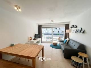 <p><span>Studio avec coin nuit</span></p><p><span>Situé au premier étage sur le côté ensoleillé de Franslaan</span></p><p><span> </span></p><p><span>Hall d'entrée avec coin nuit et vestiaire</span></p><p><span>Salle de séjour avec coin cuisine</span></p><p><span>Terrasse spacieuse et ensoleillée</span></p><p><span>Salle de bain avec douche, lavabo et toilettes</span></p><p><span>Cave privée</span></p><p><span> </span></p><p><span>Meublé</span></p><p><span> </span></p>