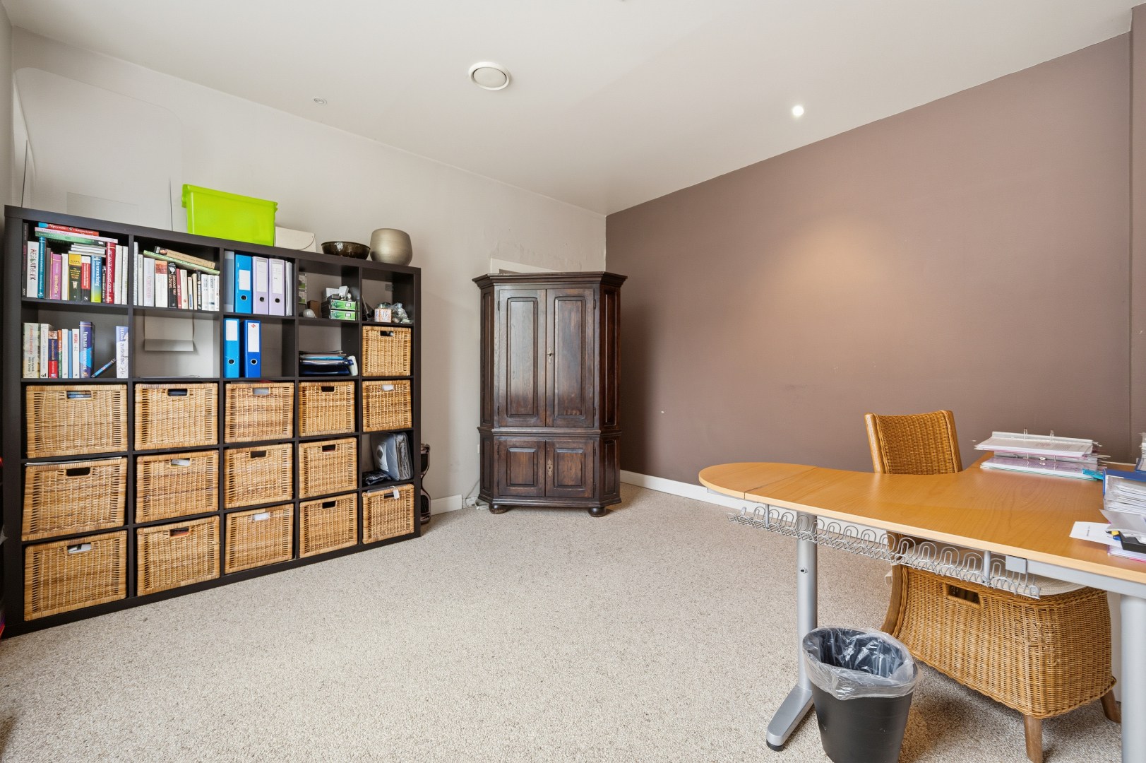 Versatile home in the heart of Neerijse - live, work or combine! - photo 4