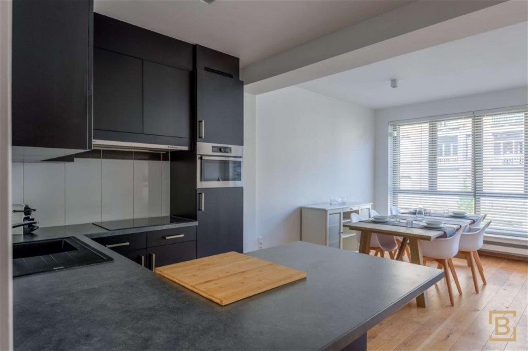 Appartement à louer à Anvers avec 3 chambres - photo 4
