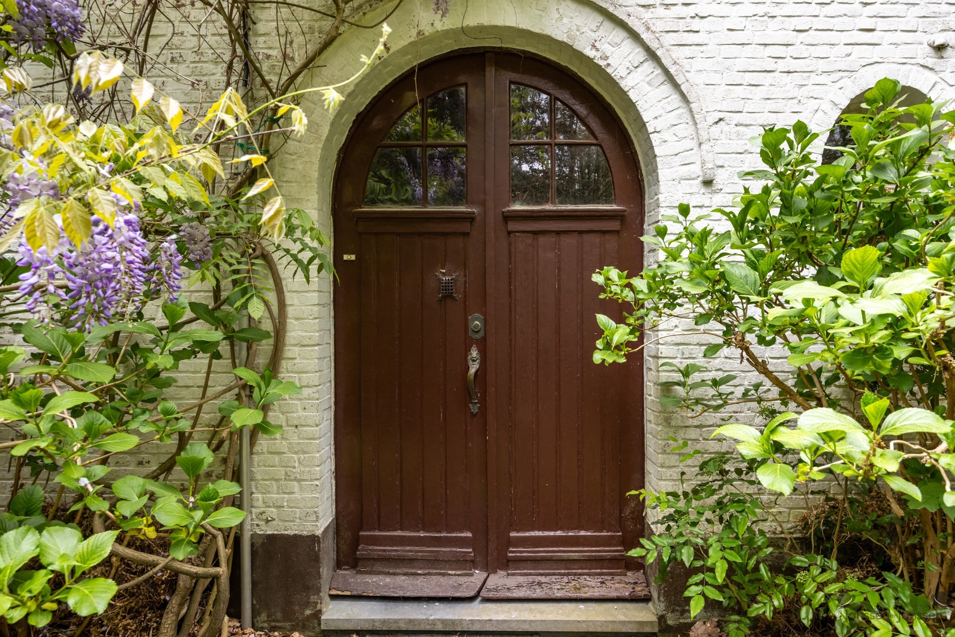 Karaktervolle cottage-villa op een royaal perceel van 8.603 m² in Kapellenbos. - foto 2