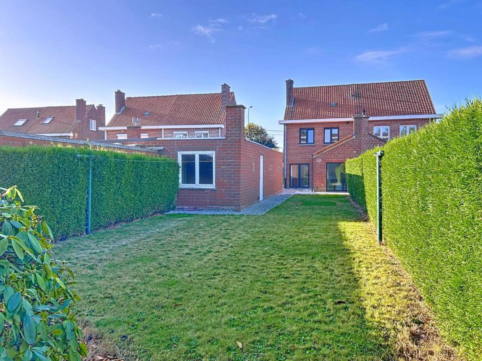 Energiezuinige woning met 3 slaapkamers, garage en tuin - foto 1