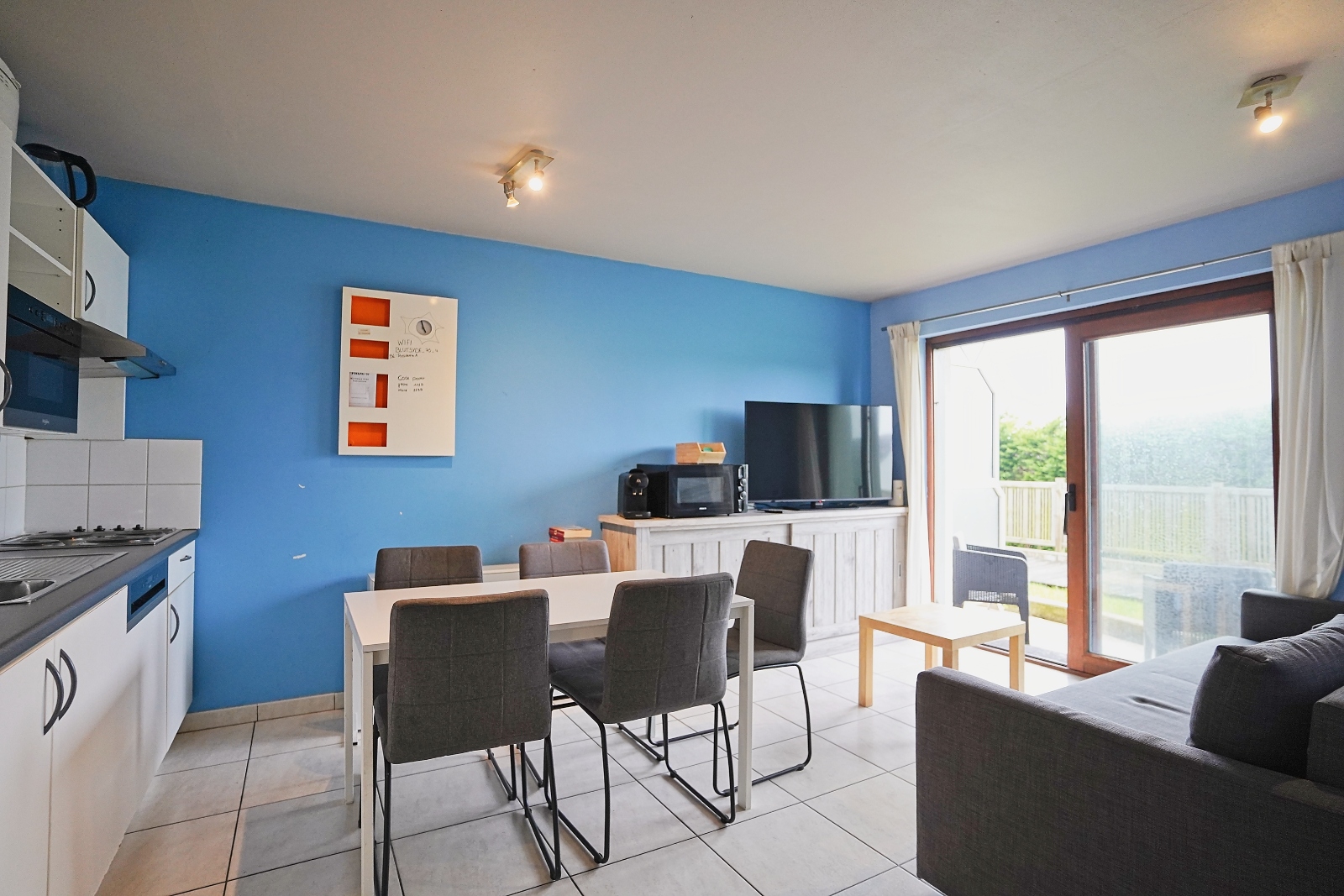 Appartement met autostaanplaats en  gemeenschappelijk zwembad - foto 2