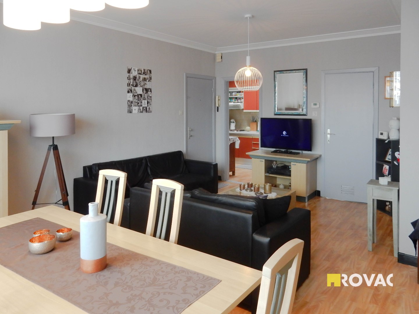 Appartement op de 2de verdieping! - foto 3