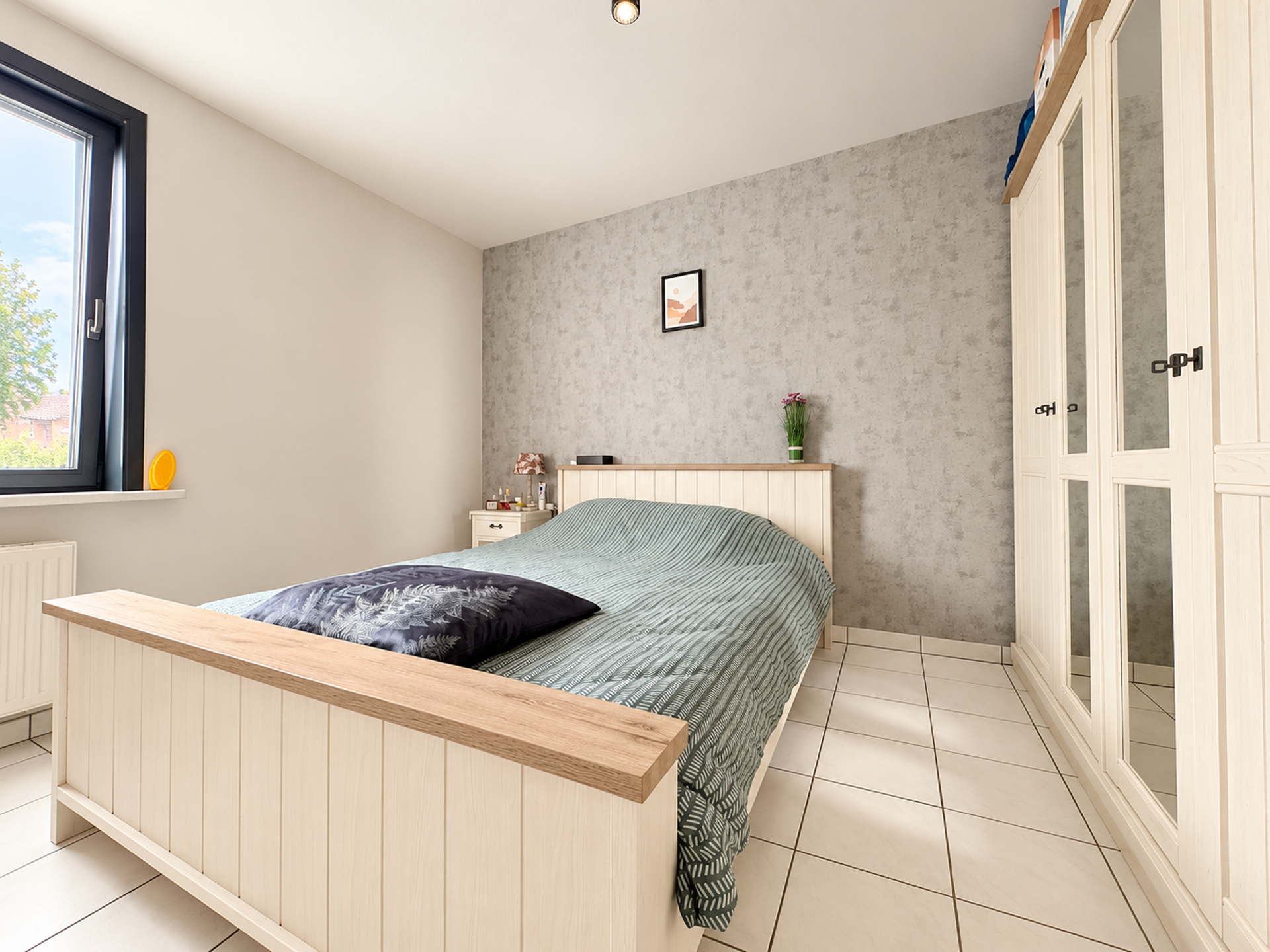 Verhuurd 1 slaapkamer appartement met parking. - foto 5