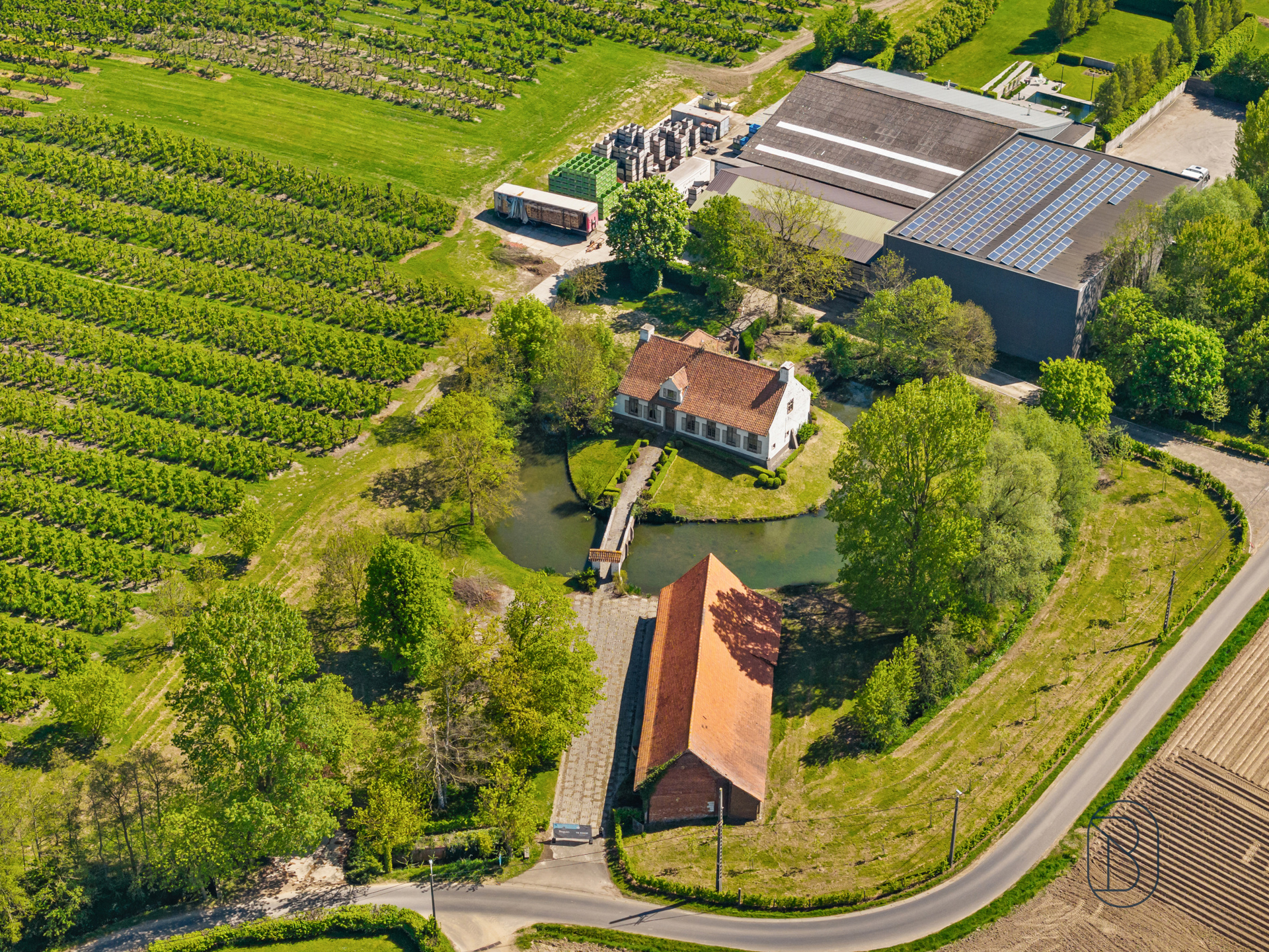 Unieke eigendom op 18 hectare te Kwaremont.  - foto 3