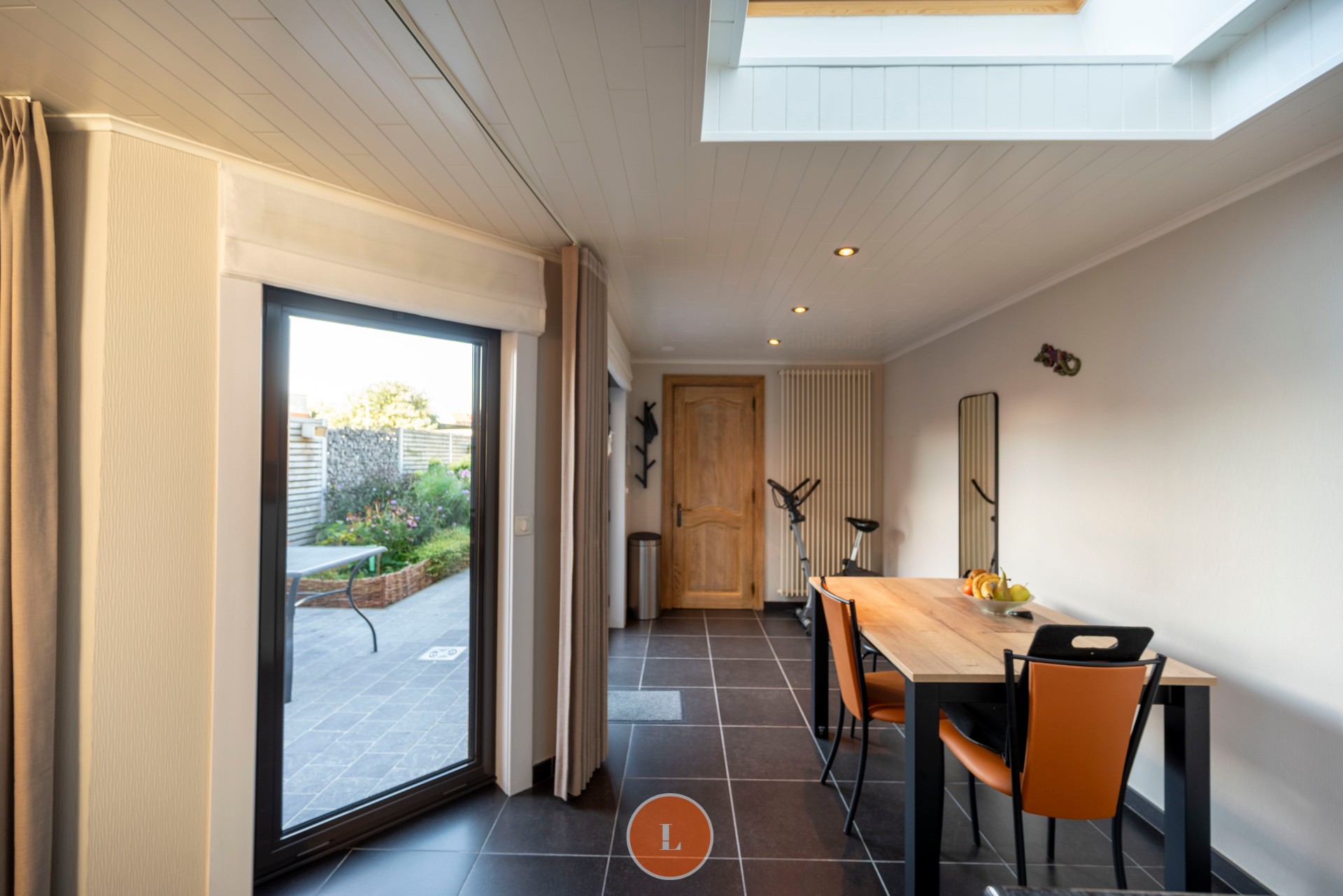 Goed onderhouden instapklare woning met garage - foto 2