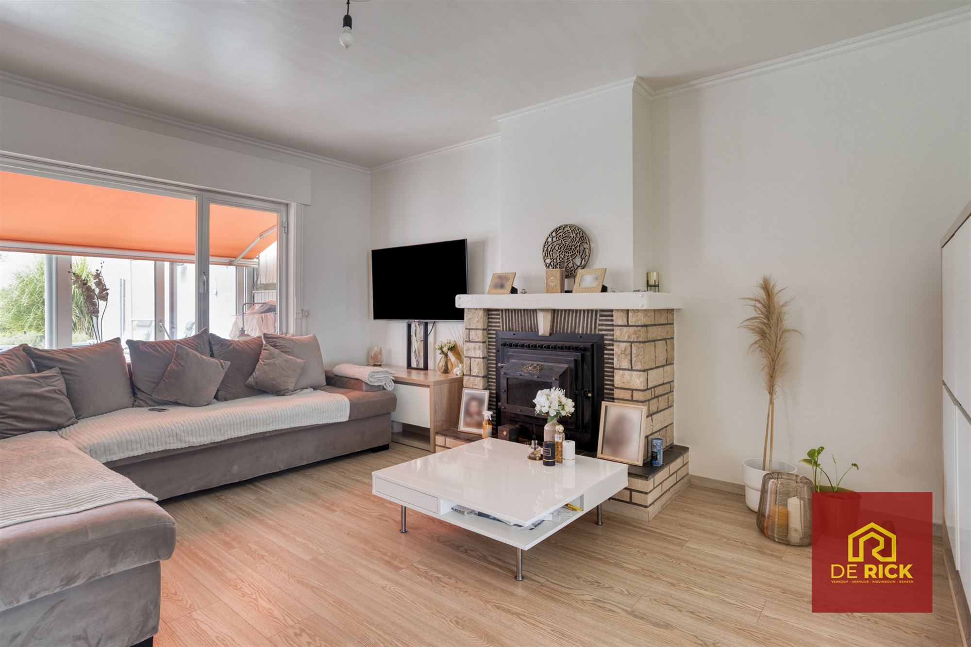 Grote woning met 4 slaapkamers en magazijn - foto 4