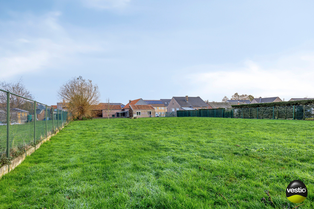 HOEVEWONING OP 26A85CA IN STADSRAND BILZEN. - foto 3