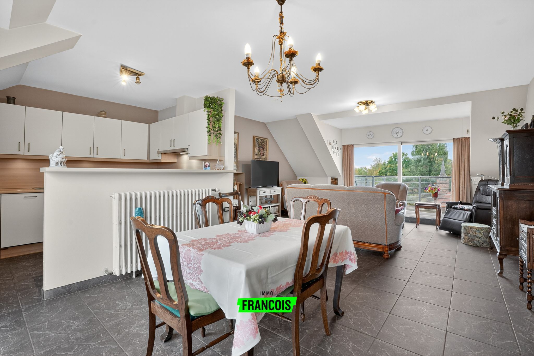 Appartement à vendre à Poperinge avec 3 chambres - photo 2