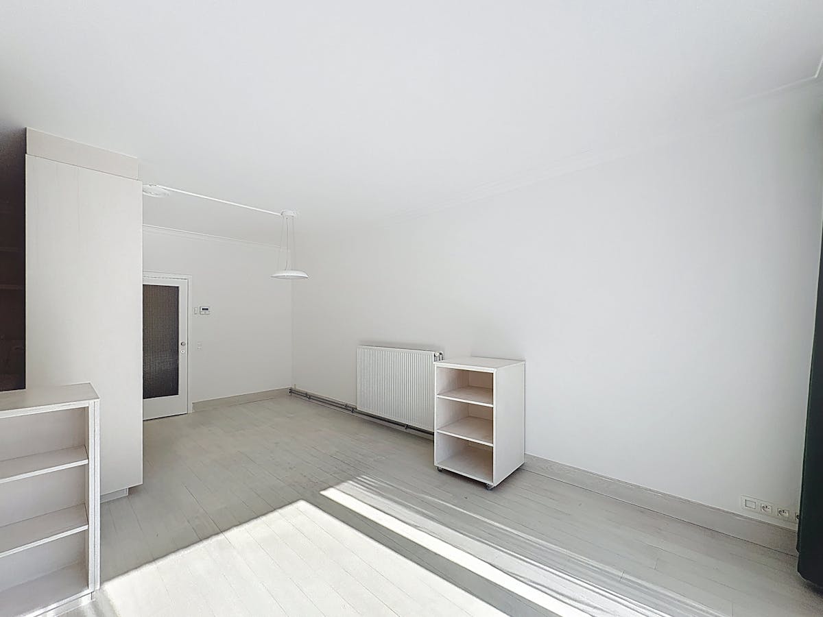 Energy efficient studio with sleeping corner for rent in Wilrijk - photo 2