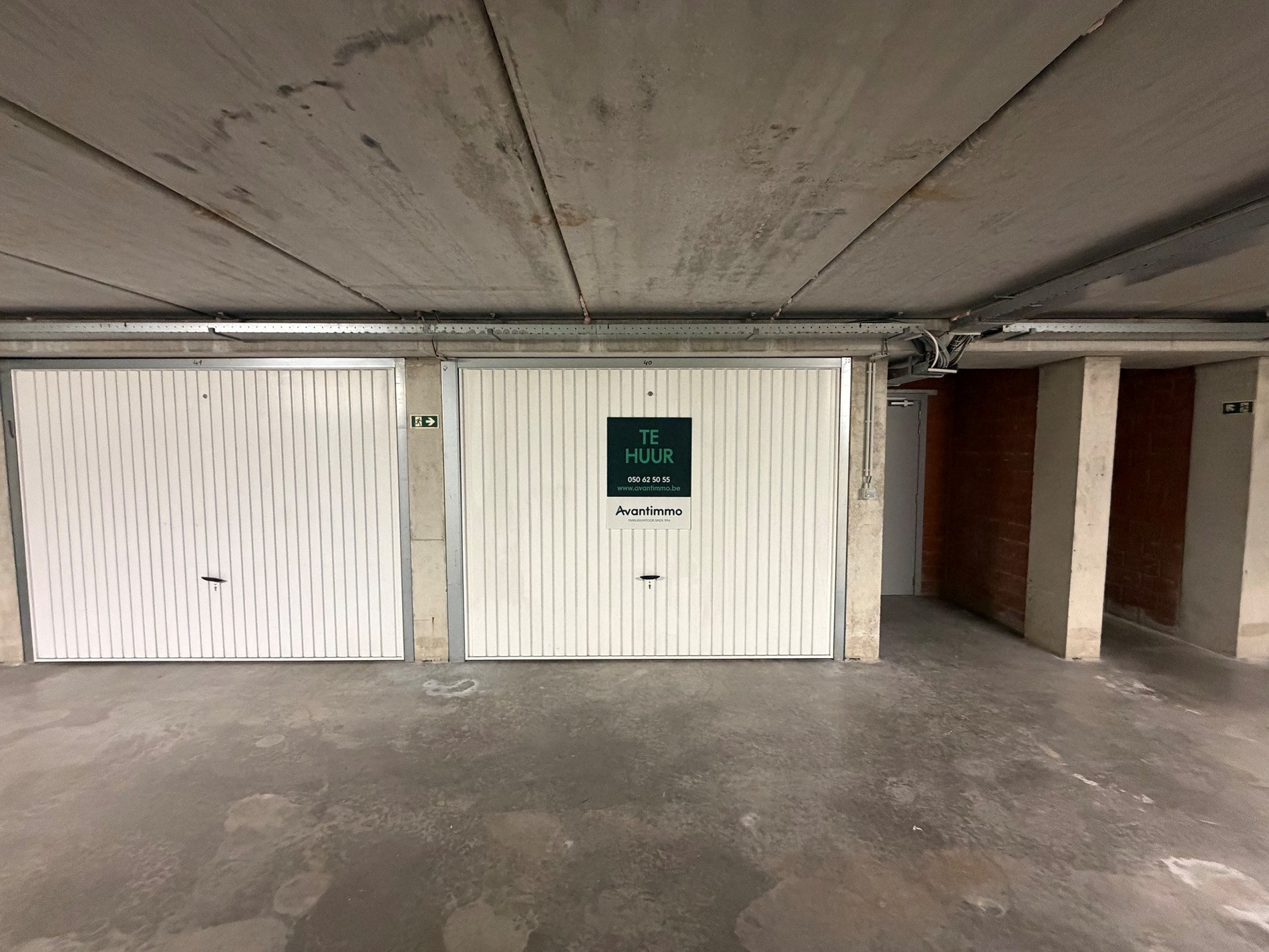 Ruime garagebox in het centrum van Heist - foto 5