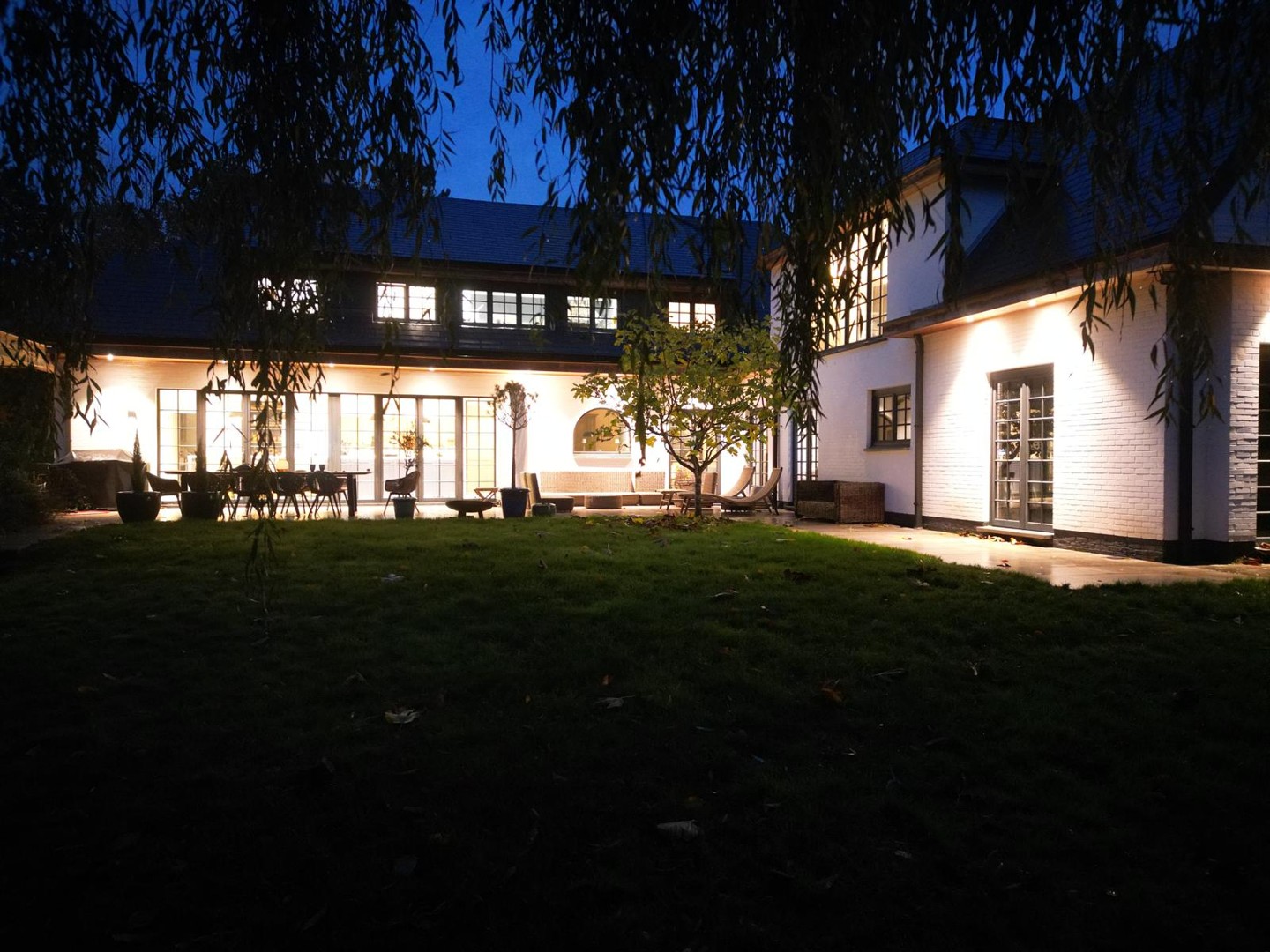 RUIME EXCLUSIEVE VILLA GELEGEN IN DE SCHADUW VAN HET PEERDSBOS - foto 3