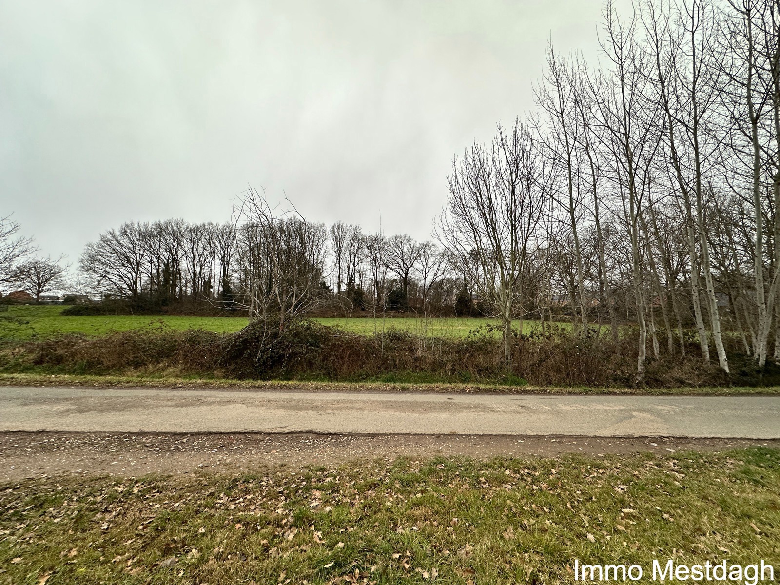 Zeldzame en rustig gelegen bouwgrond in Residentiële buurt - foto 2