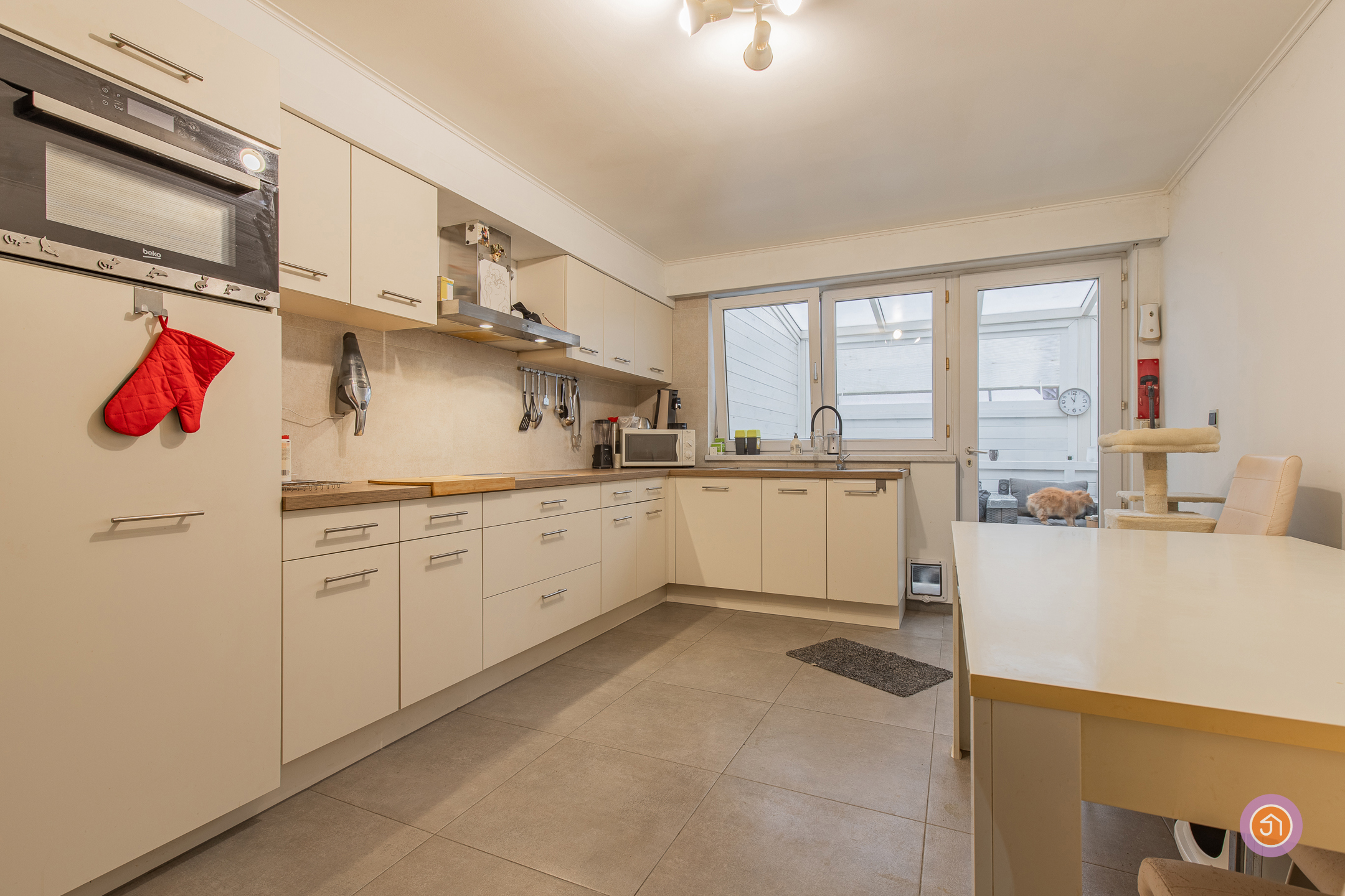 Ruim gelijkvloers appartement vlakbij het centrum van Bornem - foto 5