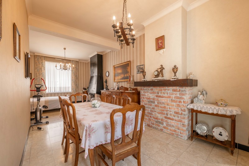 🏡 Gezinswoning met ruime garage en tuin TE KOOP in Meulebeke! - foto 3