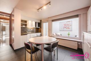 !!! BIEDINGEN VANAF 250.000,00€ WORDEN IN OVERWEGING GENOMEN !!!!!! IDEALE INVESTERING VOOR VERHUUR !!!* Perfect onderhouden en instapklare woning...