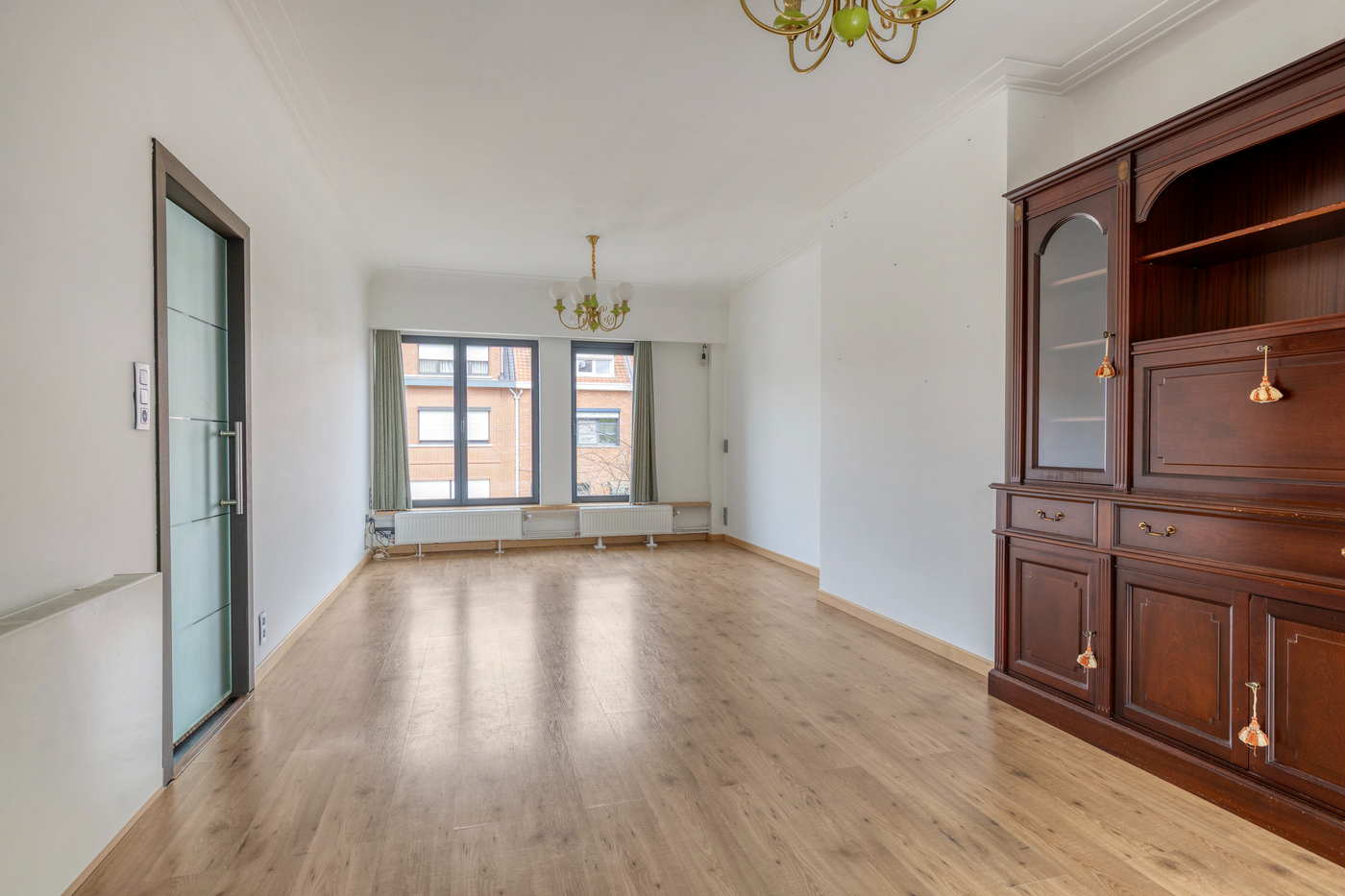 Gezellige bel-etage woning met 3 slaapkamers, garage en zuidwest gerichte tuin - foto 3
