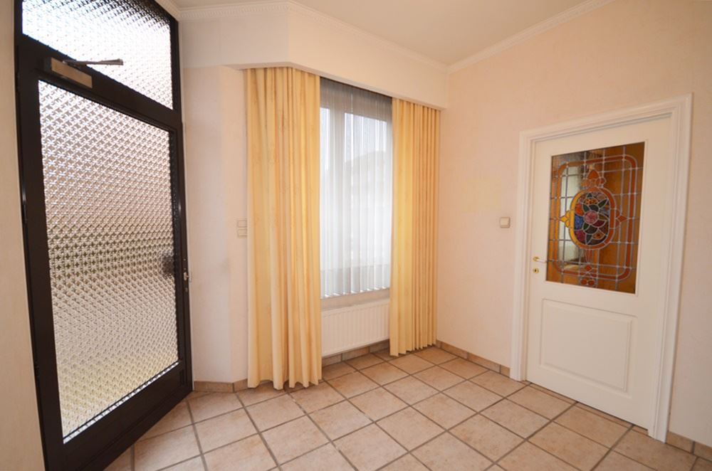 CENTRAAL GELEGEN HANDELSPAND MET VELE MOGELIJKHEDEN IN HET CENTRUM VAN HECHTEL! - foto 4