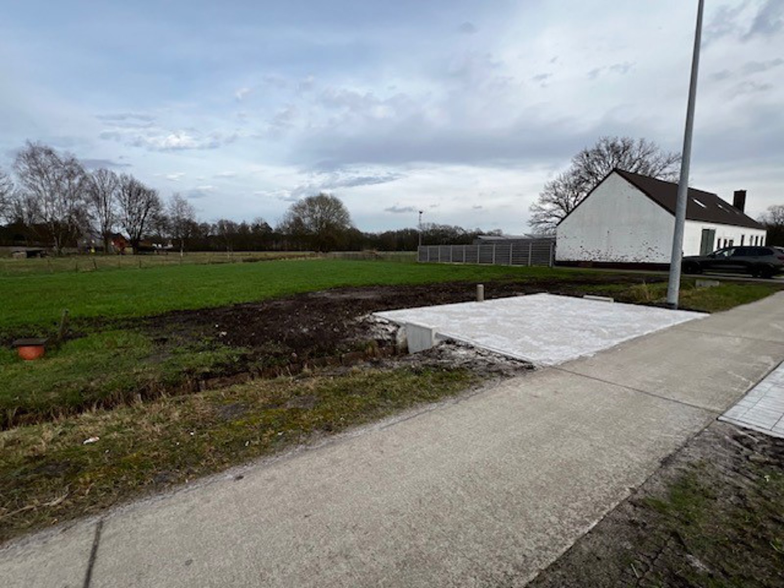 Centraal gelegen bouwgrond voor open bebouwing van 564m² - foto 4