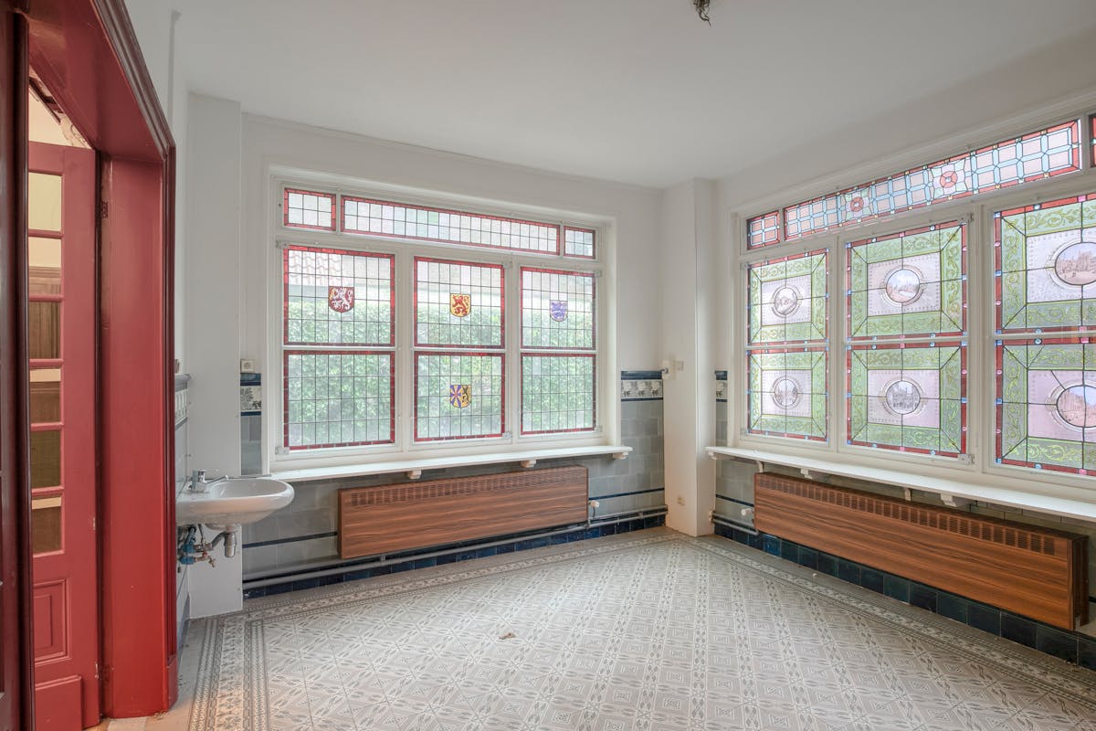 Karaktervol herenhuis met royale tuin in hartje Brugge - foto 4