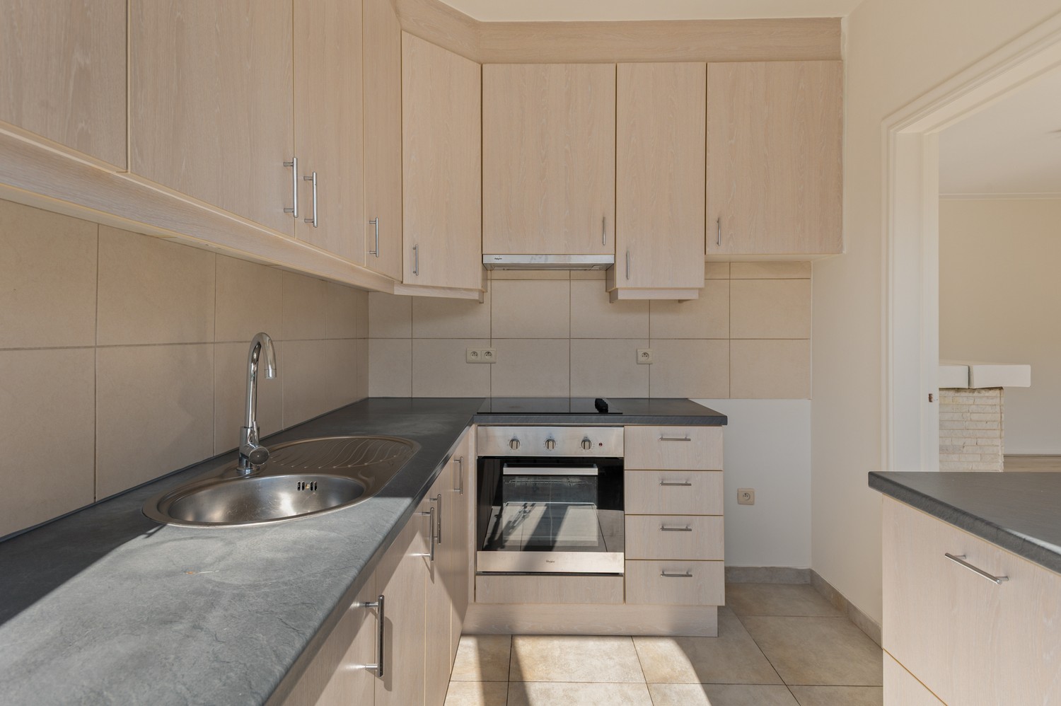 Apartment for sale in Merksem with 3 bedrooms - photo 4