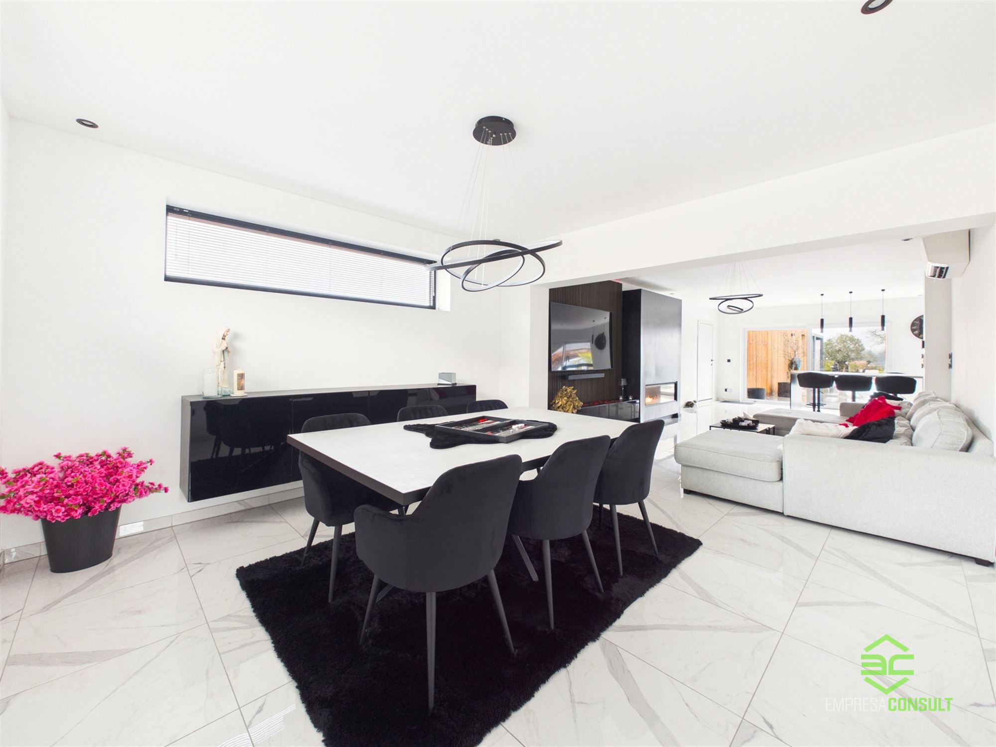 Instapklare gerenoveerde woning met zwembad op 22a 82ca! - foto 5