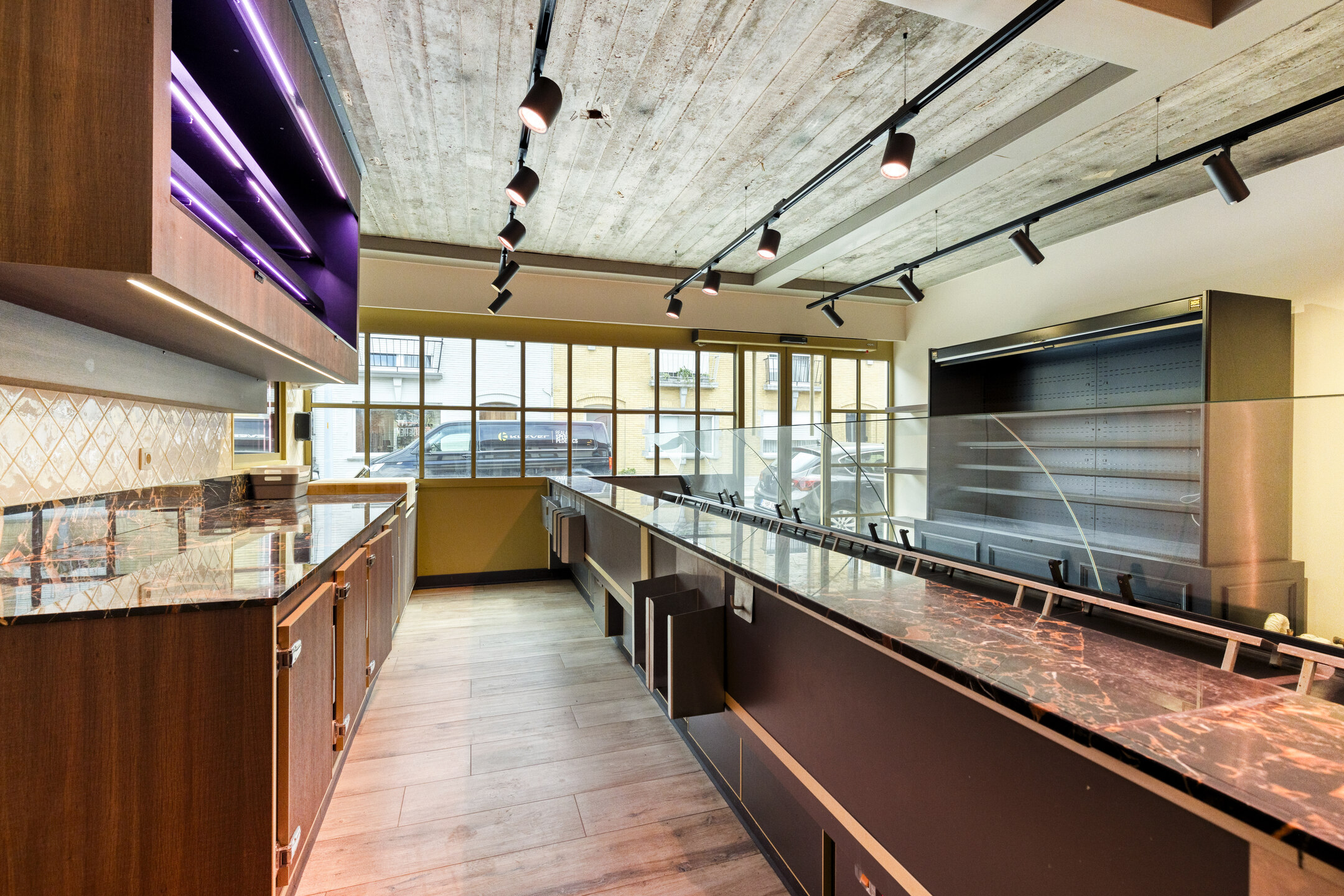 Commercial à vendre à Waregem avec 2 chambres - photo 2