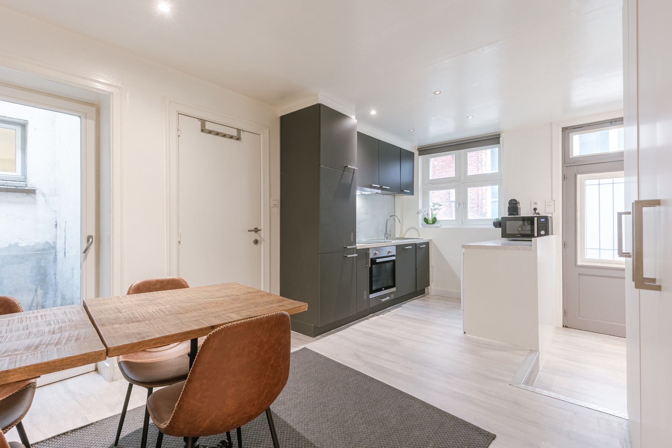 Instapklare stadswoning met 4 slpk in hartje Brugge - foto 5