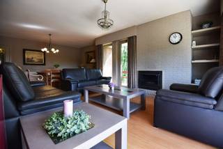 Appartement 116 m² op 2de verdieping met inkom, gastentoilet, woonkamer die uitgeeft op terras, keuken voorzien van keramische kookplaat,...